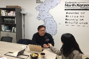 [특파원 리포트] 북한 억류 케네스 배, 제2의 인생…북한인권단체 창립